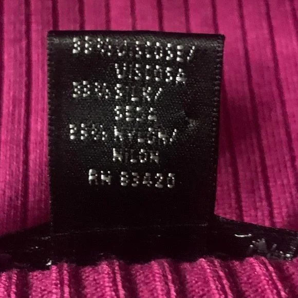 August Silk Women's Pink Crew Neck Sweater - Picture 5 of 5